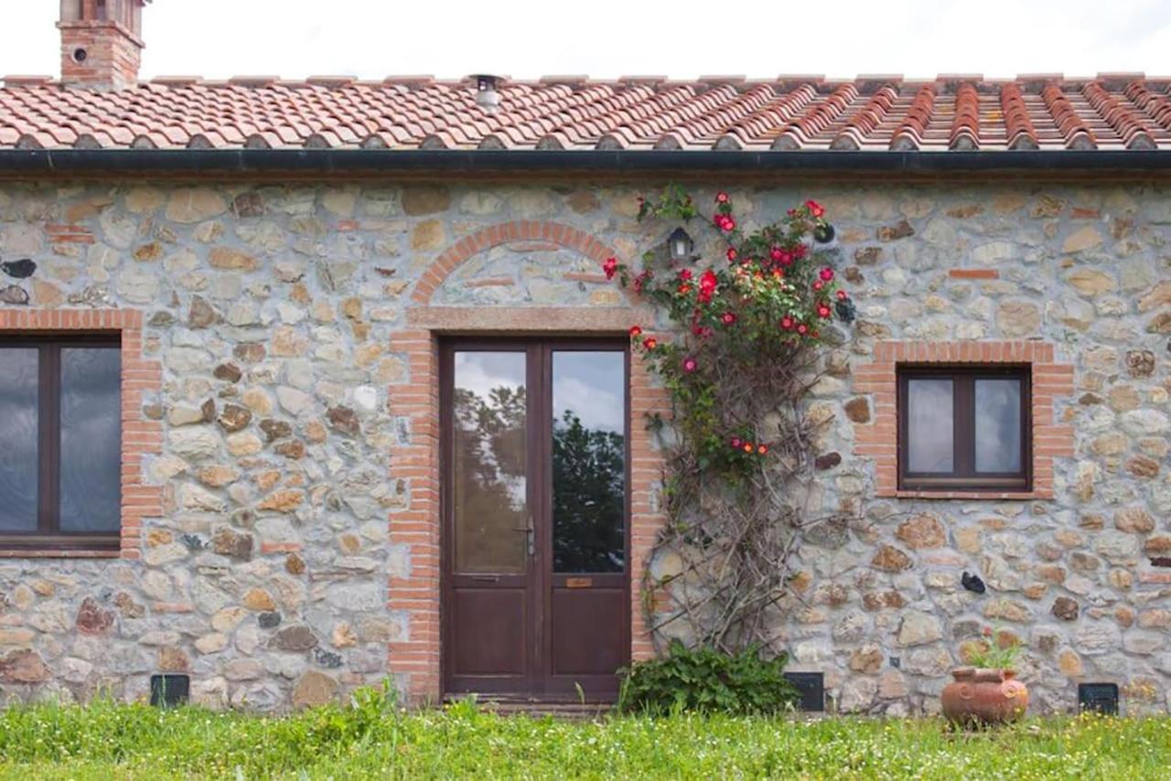 Agriturismo Fattoria Di Statiano Pomarance Exterior photo