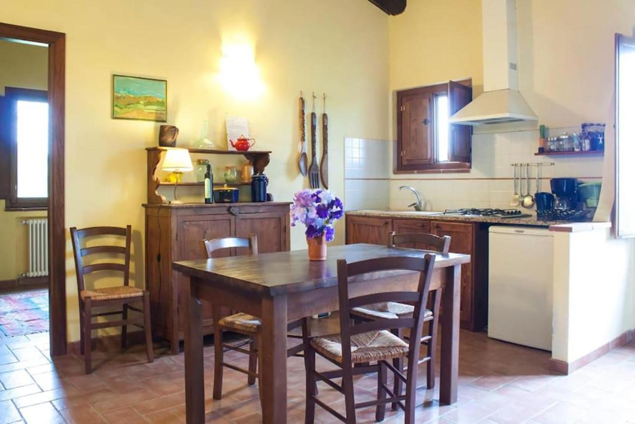 Agriturismo Fattoria Di Statiano Pomarance Exterior photo