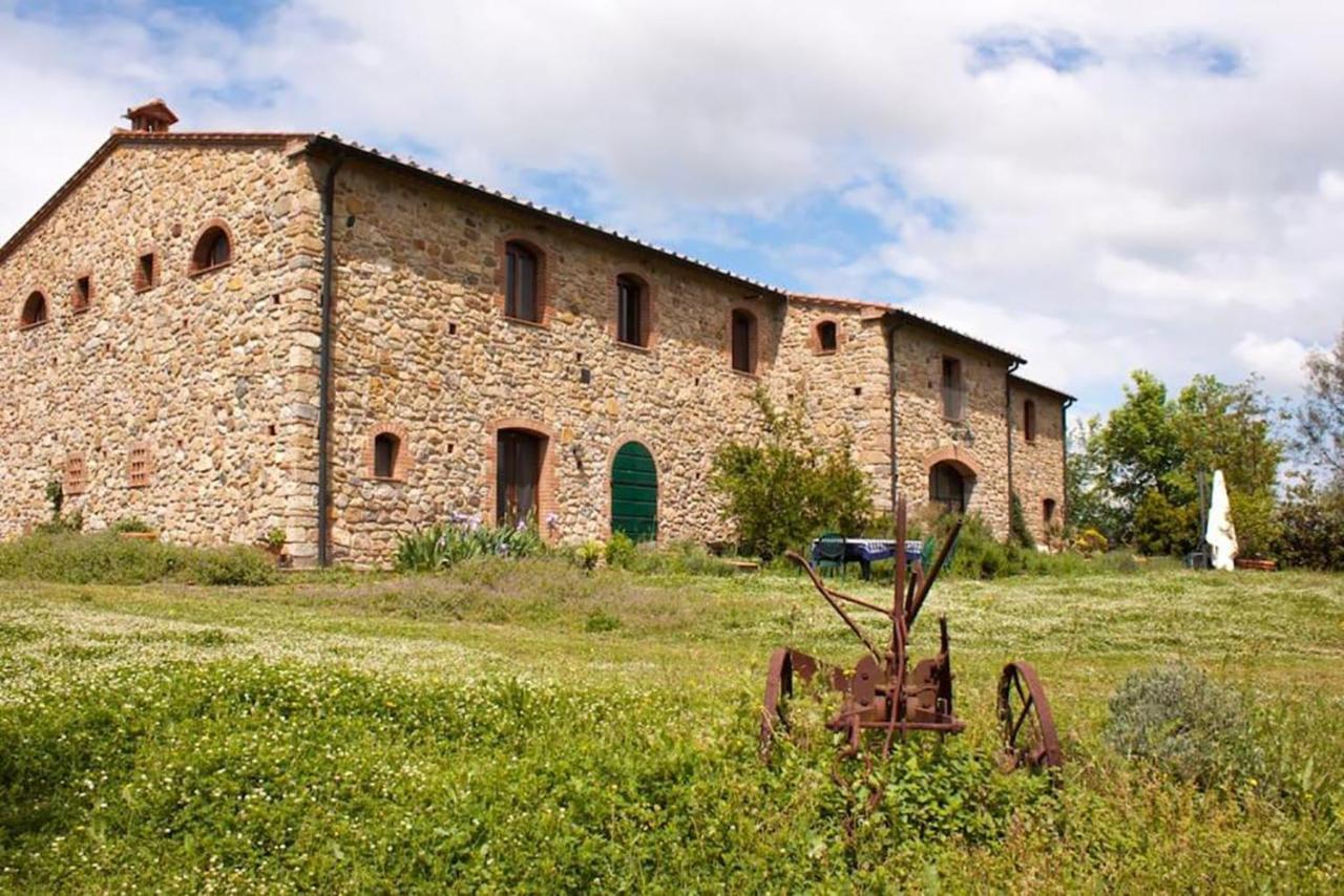 Agriturismo Fattoria Di Statiano Pomarance Exterior photo